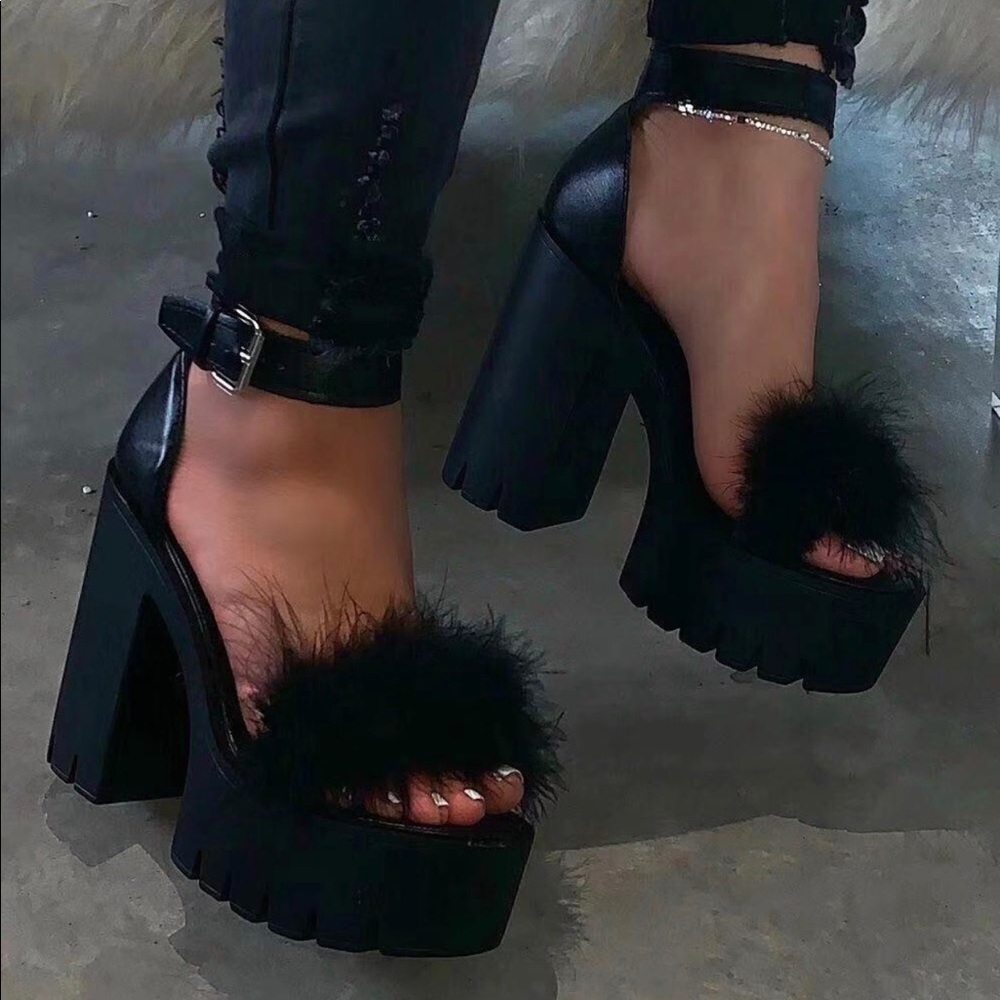 Fur chunky heels